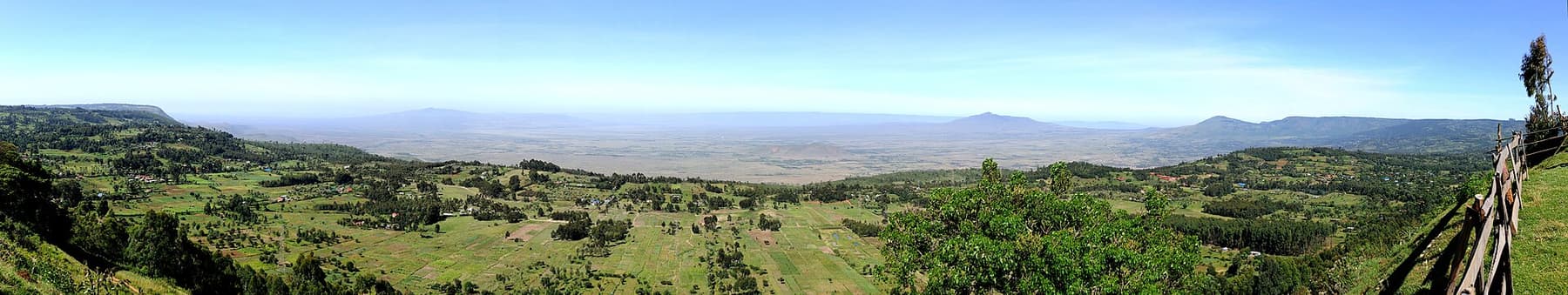 The open road through the Kenyan highlands