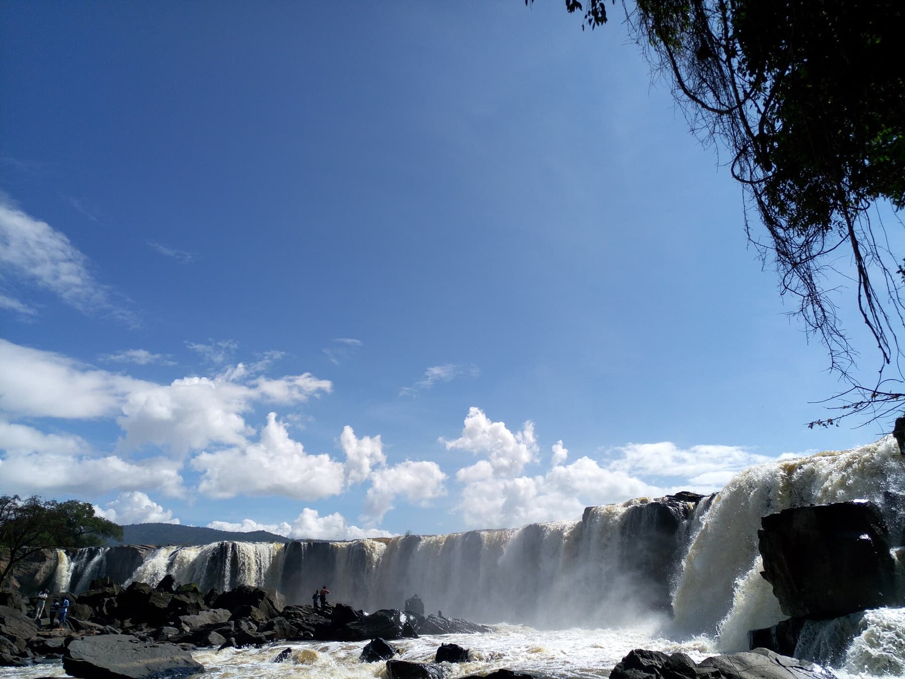The Athi river approaching the Fourteen Falls